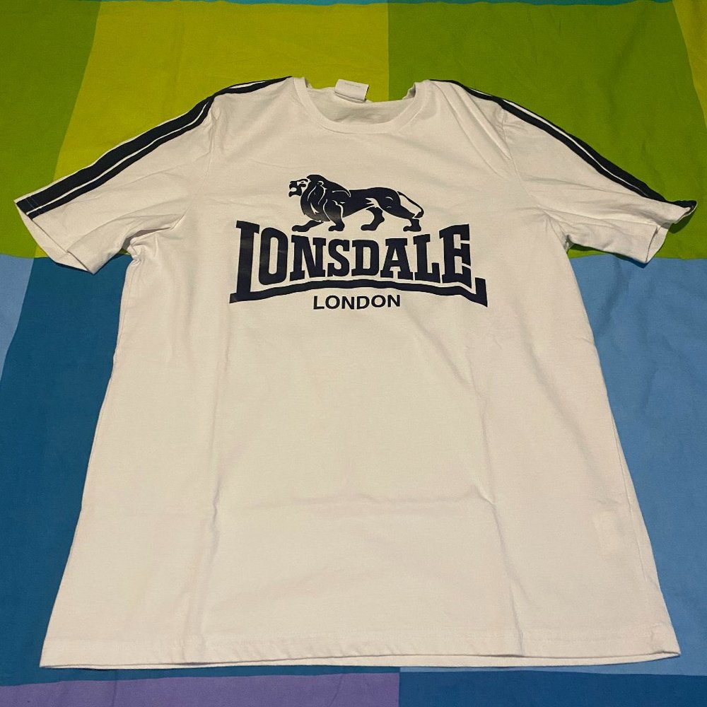 LONSDALE Premium Quality Taped Ringer Tee Large